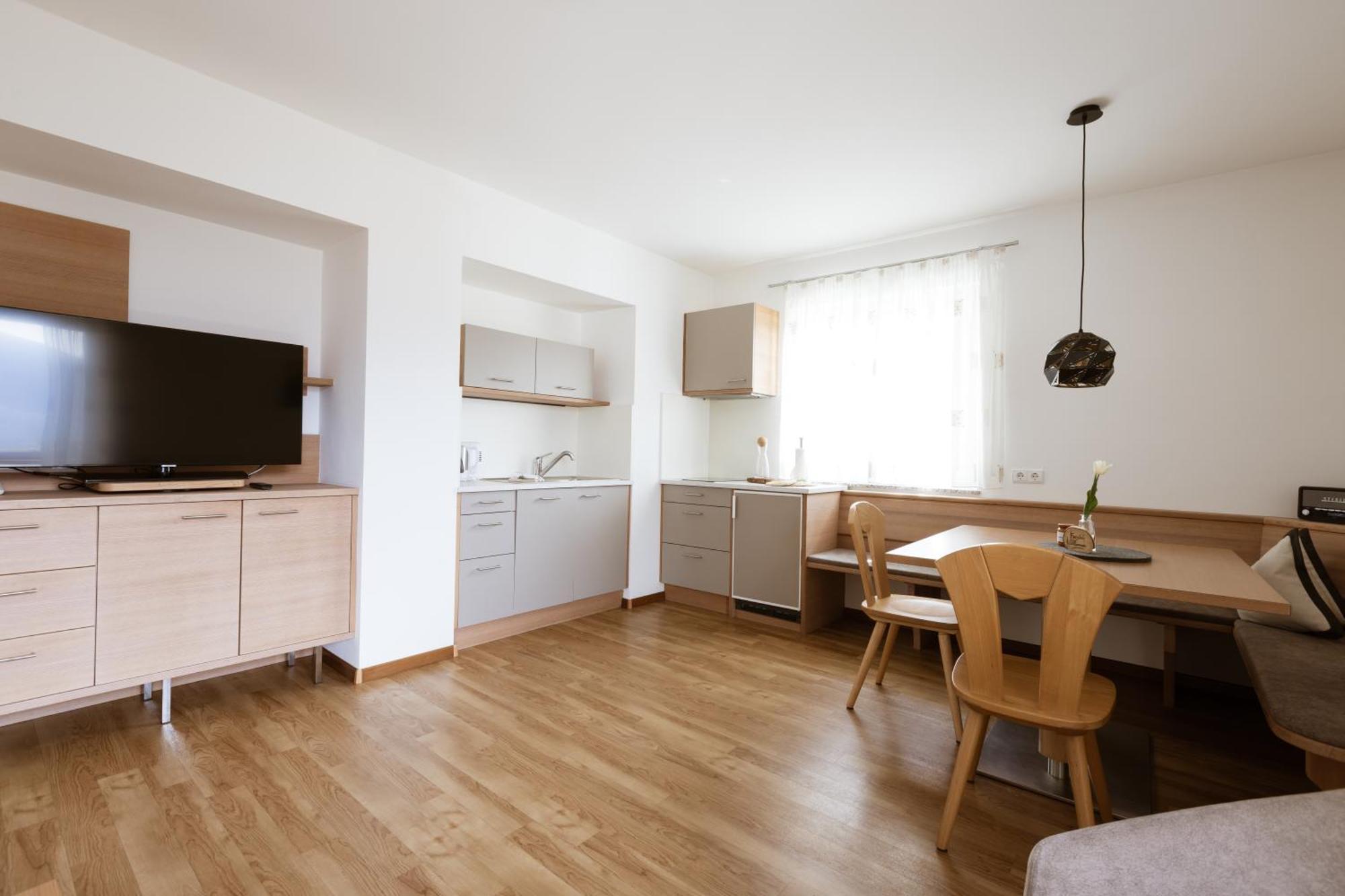 Residence Walchhof Schenna Buitenkant foto