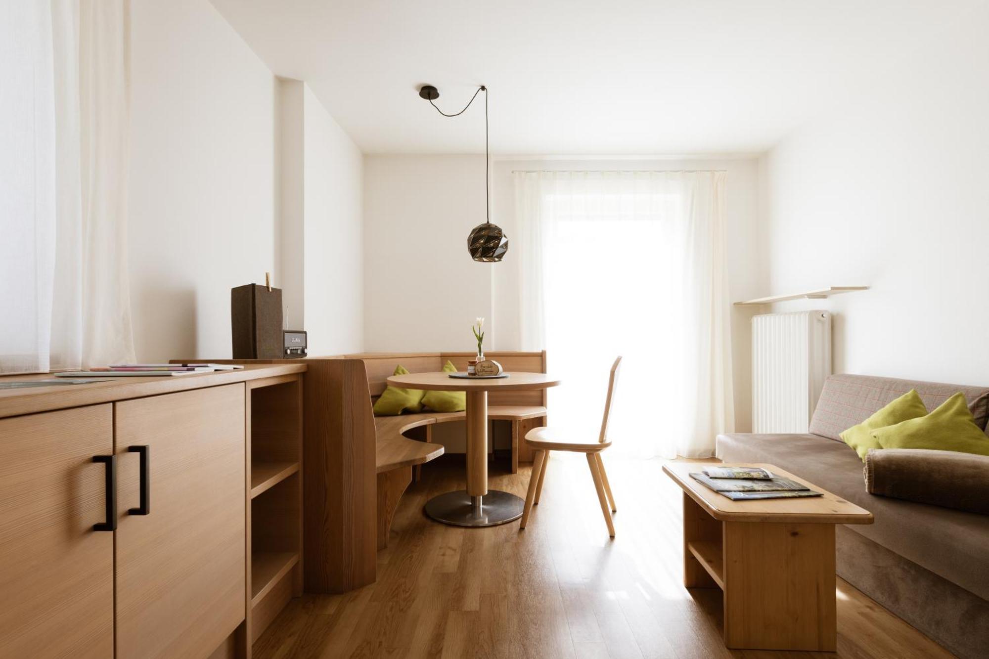 Residence Walchhof Schenna Buitenkant foto